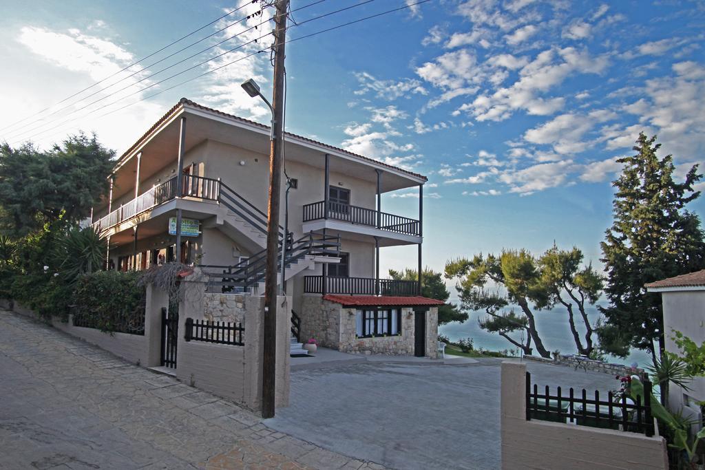 Sea View Apollo Apartments & Studios In Афитос Екстериор снимка