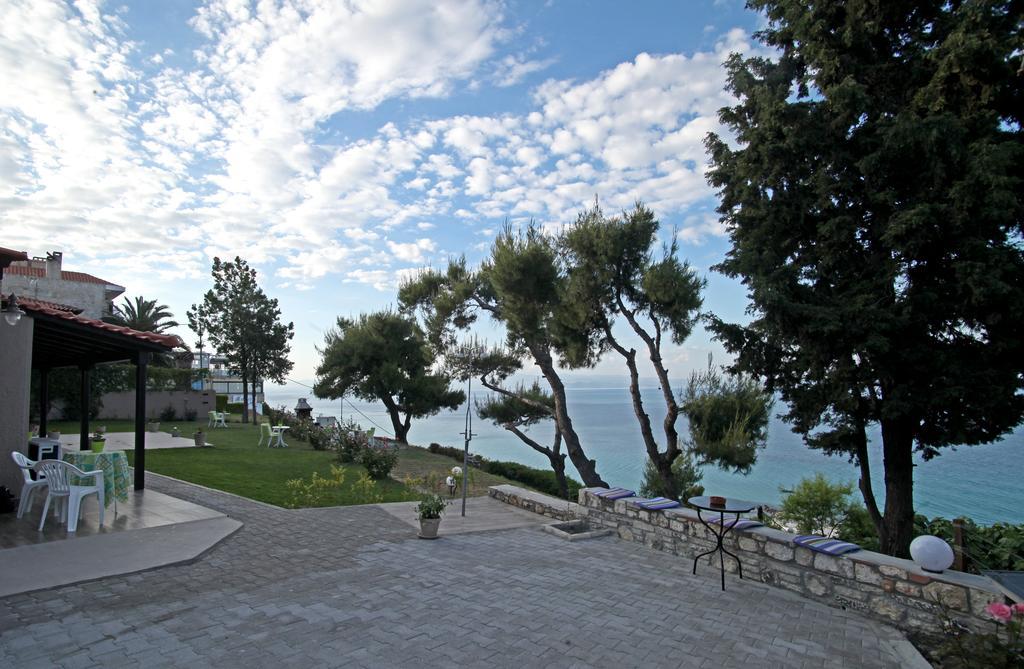 Sea View Apollo Apartments & Studios In Афитос Екстериор снимка