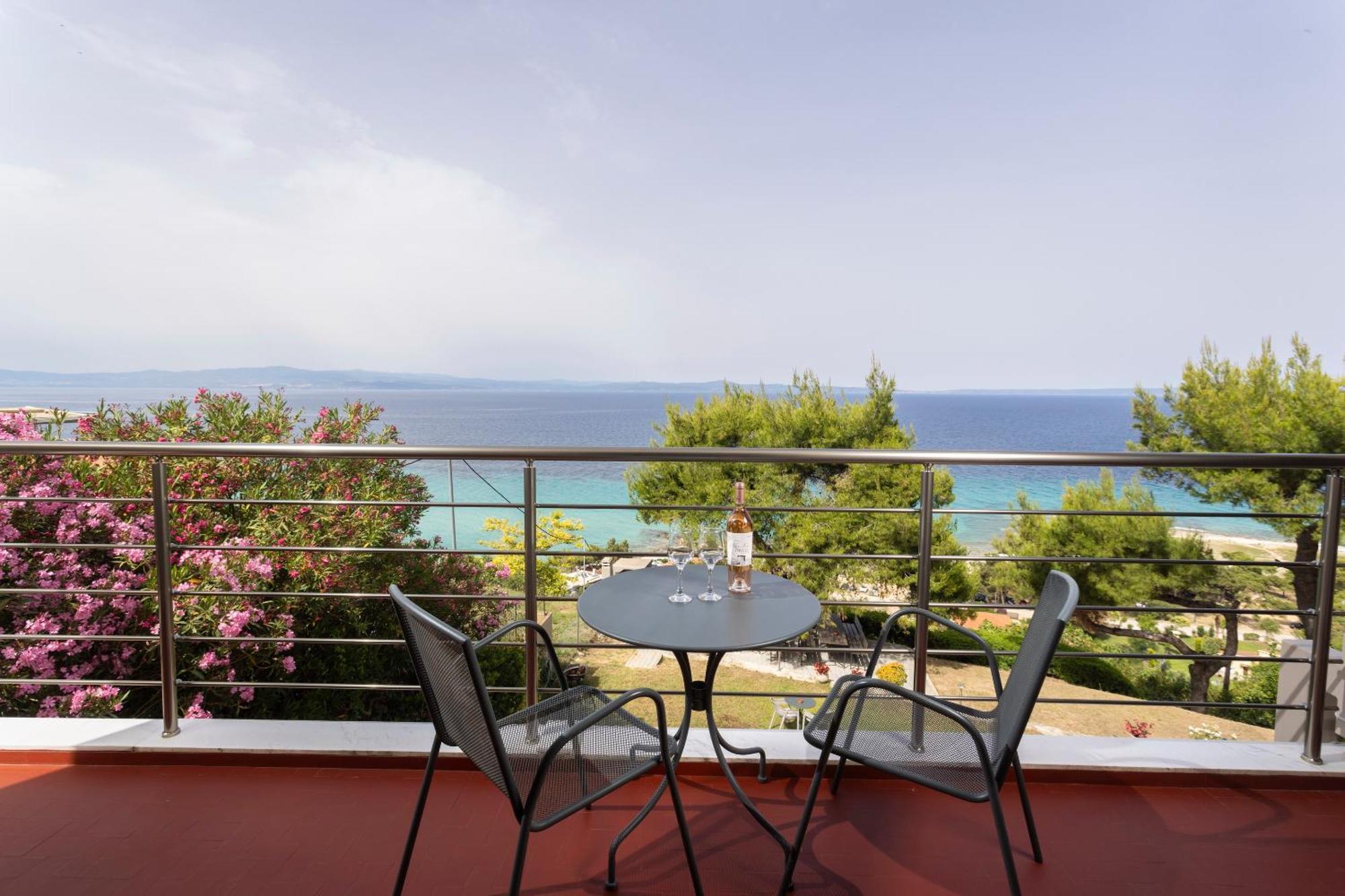 Sea View Apollo Apartments & Studios In Афитос Екстериор снимка