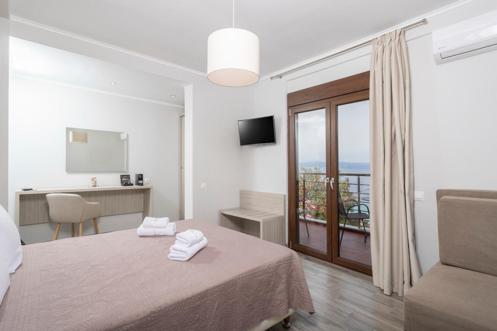 Sea View Apollo Apartments & Studios In Афитос Екстериор снимка
