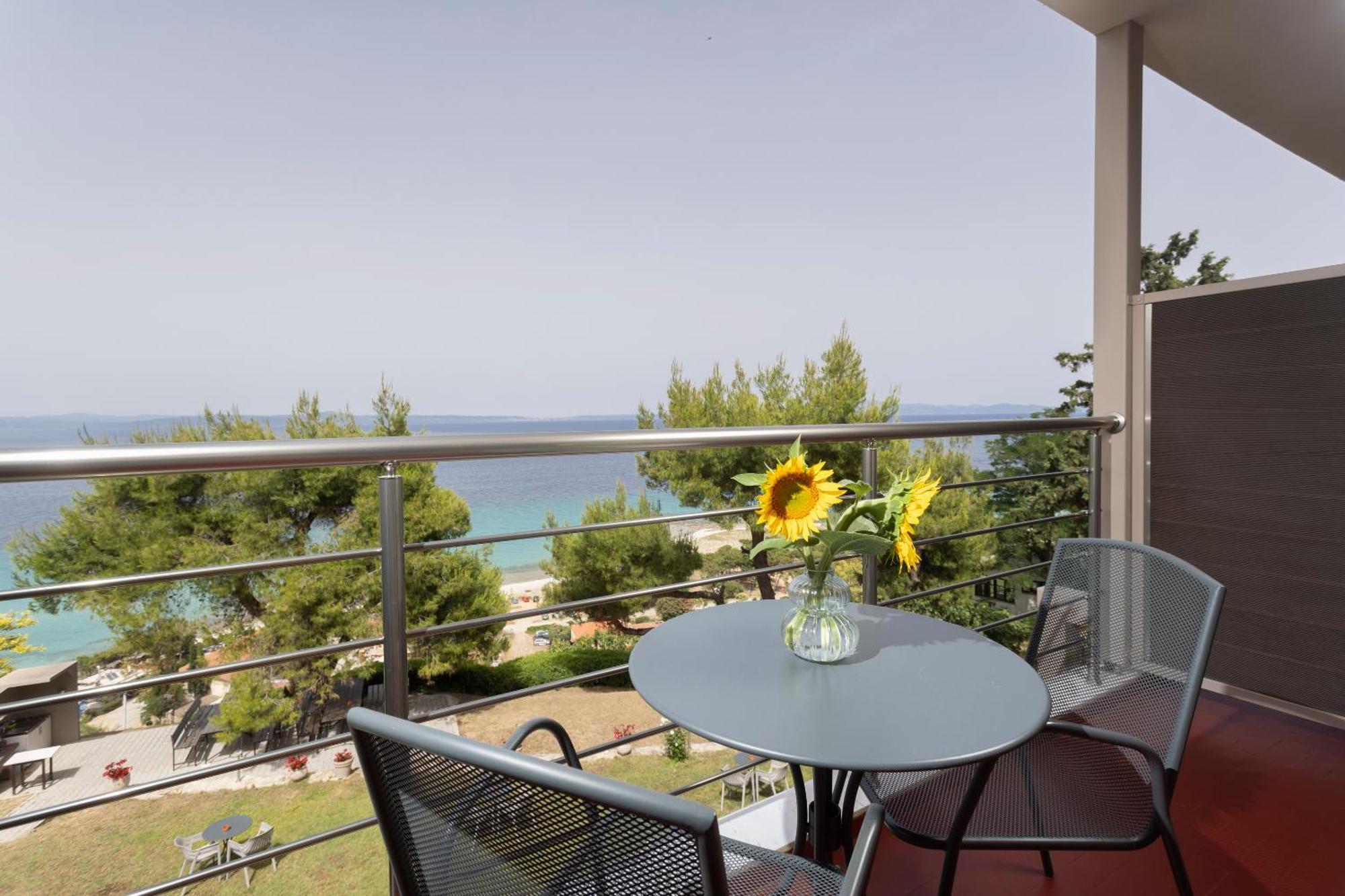 Sea View Apollo Apartments & Studios In Афитос Екстериор снимка