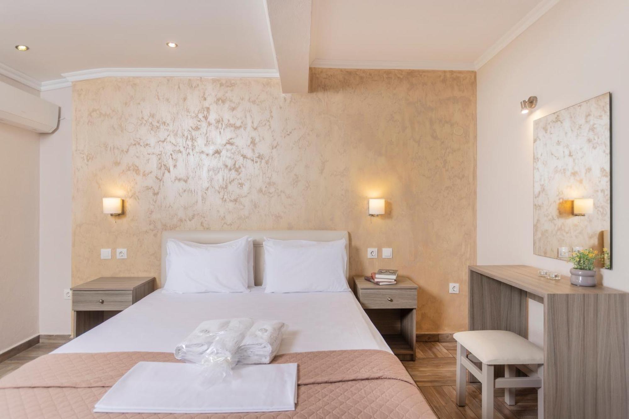 Sea View Apollo Apartments & Studios In Афитос Екстериор снимка