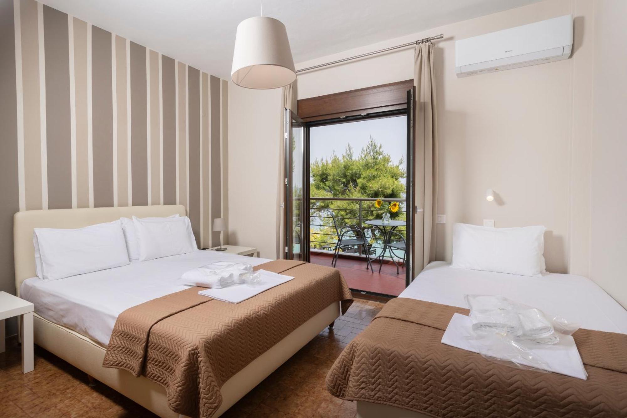 Sea View Apollo Apartments & Studios In Афитос Екстериор снимка