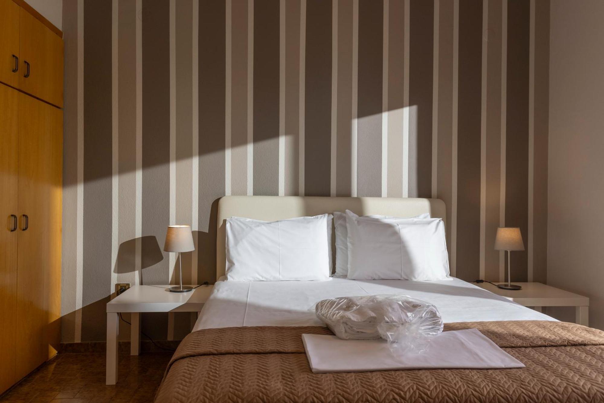 Sea View Apollo Apartments & Studios In Афитос Екстериор снимка